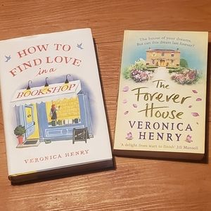 Book bundle 2 Novels by Veronica Henryy
